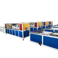 Machine de fabrication de carreaux de sol pour clôture en PE PP WPC entièrement automatique Ligne de production de terrasses en bois composite