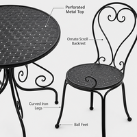 Ensemble bistrot 3 pièces de style français vintage avec table ronde en métal et 2 chaises assorties à dossier festonné pour balcon ou véranda