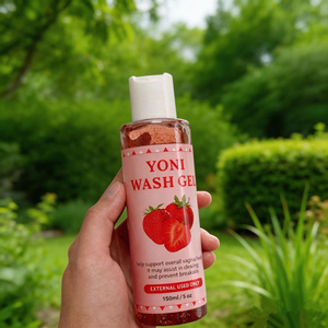 Gel lavant intime naturel à la fraise XINHEYU 150ml, gel doux pour l'équilibre du pH et la protection de la peau - Product Image 1