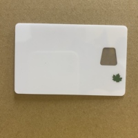 Carte PC personnalisée avec fenêtre transparente, impression UV holographique effet fantôme MCL/CLI et guilloche