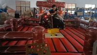 Jeu de taureau gonflable Offre Spéciale à vendre jeu d'obstacles rotatifs rodéo gonflable équitation mécanique de taureau