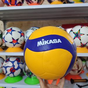 วอลเลย์บอลรุ่นใหม่ปี 2026 คุณภาพสูง V300W สำหรับการแข่งขันระดับมืออาชีพ วอลเลย์บอลในร่มเบอร์ 5 - Product Image 2