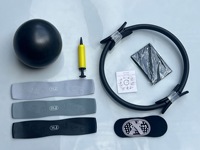 Lot de 7 accessoires de fitness Pilates en gros avec anneau de Pilates, mini-ballon, bandes de résistance et chaussettes antidérapantes pour entraînement à domicile