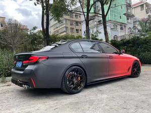 Film de voiture personnalisé en vinyle noir rouge finition mate, film de changement de couleur personnalisé, peinture caméléon noir rouge pour voiture, film protecteur - Product Image 6