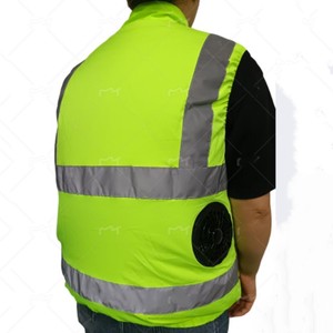Gilet de sécurité haute visibilité réfléchissant avec <span class=keywords><strong>ventilateur</strong></span> de refroidissement, vert et jaune, équipé de deux ventilateurs 5V, <span class=keywords><strong>ventilateur</strong></span> d'air portable, prix usine Huizhou - Product Image 4