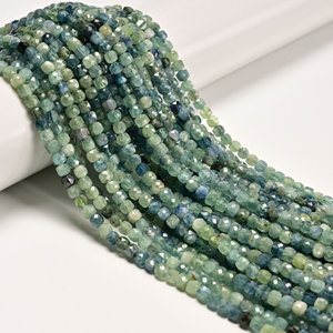 Filo di perle sfaccettate a cubo in pietra <span class=keywords><strong>naturale</strong></span> di cianite verde, larimar e <span class=keywords><strong>acquamarina</strong></span> da 4 mm all'ingrosso per la creazione di gioielli e collane - Product Image 2