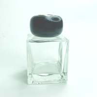 Bouteille de diffuseur de roseaux en verre Transparent de forme Multiple bouteilles d'aromathérapie transparentes en cristal de matériau blanc en 50m 100ml