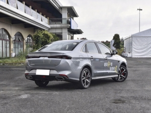 <span class=keywords><strong>Venza</strong></span> Modèle <span class=keywords><strong>2021</strong></span> 1.5T CVT Édition Borui - Product Image 4