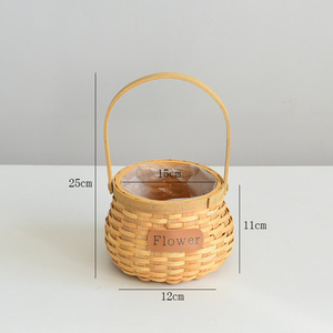 Hand-woven <b>flower</b> basket, straw <b>flower</b> basket, wooden chip hand-woven <b>flower</b> basket, rattan hand-woven <b>flower</b> basket, pastoral - Product Image 2