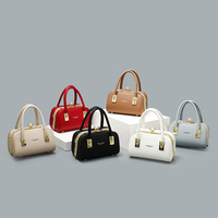 Sac Boston de luxe pour femme avec fermoir incrusté de diamants, bandoulière, design fourre-tout haut de gamme.608