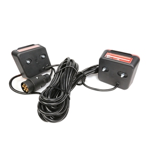 <span class=keywords><strong>Feu</strong></span> arrière <span class=keywords><strong>de</strong></span> <span class=keywords><strong>remorque</strong></span> 12v 24v, ensemble européen, phare <span class=keywords><strong>de</strong></span> <span class=keywords><strong>remorque</strong></span> pour camion, bon marché, 2 pièces - Product Image 4