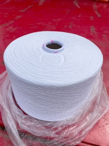 Hilo de Algodón Reciclado Blanco OME T GY-01 NE 6/1-10s/1, Mezcla de Poliéster, Hilo de Extremo Abierto para Tejer Guantes de Trabajo, Vietnam - Product Image 2