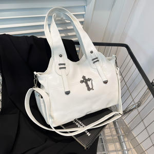 Sac à main élégant pour femme en PU. La doublure est en polyester. Ceci est un sac à main de luxe de créateur.3738 - Product Image 3