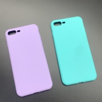 Étui de téléphone portable en TPU givré, résistant aux chocs, imperméable et respectueux de la peau, pour 7 Plus et 8 Plus
