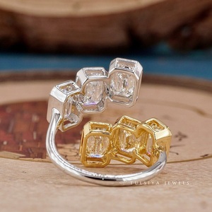 Bague en diamant intemporelle de haute joaillerie avec sertissage sécurisé à quatre griffes et savoir-faire exceptionnel pour une utilisation durable - Product Image 2