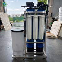 Machine de filtration et adoucisseur d'eau intégrée 2-en-1 500 LPH pour traitement de l'eau dure avec filtre post-PP à 3 étapes pour hôtel