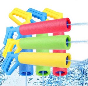Pistola de Agua de Juguete para Niños y Adultos, Material Seguro para Viajes y Playa - Product Image 1