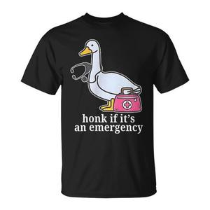 Honk If Its An Emergency Goose Nurse - Camiseta negra para mujer, talla grande - Product Image 1