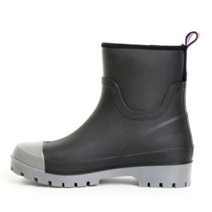 Zapatos <span class=keywords><strong>DE</strong></span> <span class=keywords><strong>AGUA</strong></span> <span class=keywords><strong>DE</strong></span> PVC personalizados punta redonda tobillo impermeable al por mayor impermeable antideslizante ligero <span class=keywords><strong>Botas</strong></span> <span class=keywords><strong>de</strong></span> lluvia - Product Image 1