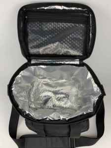 กระเป๋าเก็บความเย็นแบบหนาพิเศษกันน้ำสำหรับอาหารกลางวัน ยี่ห้อ OEM หรูหรา ความจุ 15 ลิตร ทำจากโพลีเอสเตอร์ พร้อมหูหิ้ว สำหรับปิกนิก ปิดด้วยซิป - Product Image 5