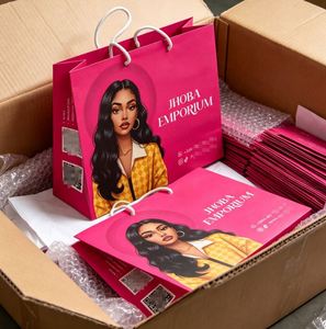 Sacs cadeaux en papier cartonné de luxe personnalisables avec logo doré pour bijoux de mariage – Vente en gros - Product Image 4