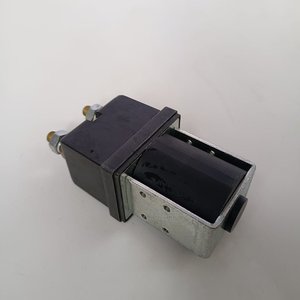 Contactor Doosan Daewoo DC 300A 36V para Montacargas Eléctrico B20SE B30SE, Montaje en Panel - Product Image 5