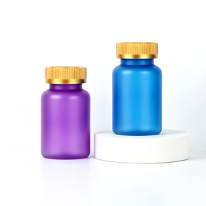 Pot vide personnalisé de 150 ml en PET dépoli coloré pour compléments alimentaires avec bouchon de sécurité anti-enfant doré électroplaqué - Product Image 3