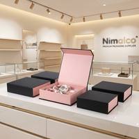 FUSSEN Luxus Maßgefertigte Magnetische Starre Karton-Geschenkbox Matt Schwarz Rosa Innenfutter Premium-Verpackung