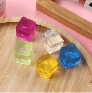2.5CM di soffice Squeez simpatici giocattoli creativi di ghiaccio per regalo di pressione per bambini alla moda Mini cubo Squishy trasparente Squeeze Fidget Cube - Product Image 4