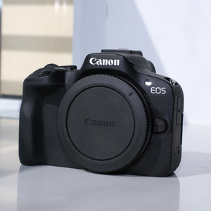 กล้อง Canon EOS R50 24.2 MP APS-C มิเรอร์เลส รุ่นเฉพาะตัวกล้อง มีรอยขีดข่วนเล็กน้อย - Product Image 1