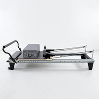 Machine de Pilates Reformer en aluminium lisse pour usage commercial, lit de Pilates Reformer en alliage d'aluminium