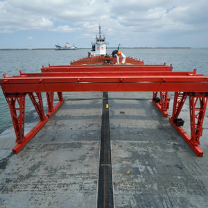 Grue <span class=keywords><strong>portique</strong></span> à double poutre montée sur rail BALANCE HENAN 50 tonnes avec télécommande de type boîte, dotée de composants essentiels : moteur - Product Image 1