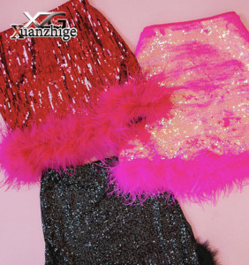 Jupe de fête à paillettes et plumes personnalisée, jupe courte à paillettes et plumes pour femmes, jupe courte à paillettes et plumes - Product Image 1