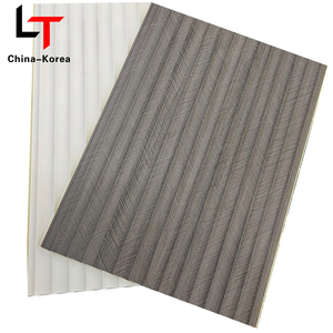 LT respetuoso con el medio ambiente impermeable alternativo Slat WPC Panel de pared estriado laminado Co-extruido revestimiento WPC Panel de pared para decoración del hogar - Product Image 6