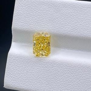 Diamante Suelto de Alta Calidad IGI CVD, Diamante Cultivado en Laboratorio de 1.57CT VVS2, Corte Radiante, Color Amarillo Intenso Fantasía - Product Image 1