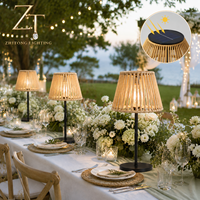Lampe de table LED solaire USB à double charge, rechargeable, avec capteur, abat-jour noir, en rotin, étanche IP54, pour projets de mariage