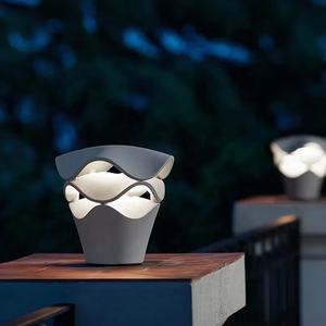 Phares à colonne d'extérieur à LED au design minimaliste et moderne, super lumineux, décoration routière, cour, jardin, pelouse. - Product Image 4