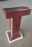 Atril/Podio Moderno y Duradero de MDF y Sapele con Detalles en Cobre, Logotipo Personalizable para Escuelas, Hoteles, Hospitales, Iglesias y Centros Comerciales