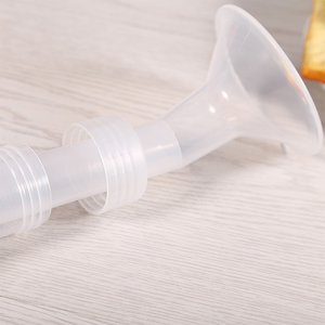 OEM Baby <span class=keywords><strong>Feeding</strong></span> Supplies Silikon Manuelle Milch pumpe in Spritzen form Tragbares Druck muster für 0-12 Monate - Product Image 3