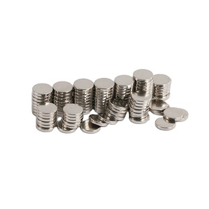 <span class=keywords><strong>Magnete</strong></span> al neodimio industriale più <span class=keywords><strong>potente</strong></span> <span class=keywords><strong>magnete</strong></span> N52 forte materiale magnetico materiale materiale materiale materiale raro composito piegatura servizio - Product Image 2