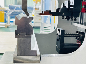 3T 400mm Servo entièrement électrique Petite presse plieuse Servo complet Machine à cintrer les plaques électrique Mini Cnc Cintreuse - Product Image 5