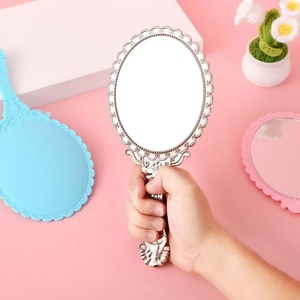 European Retro Style Portable <strong>Makeup</strong> <strong>Mirror</strong> Handheld Plastic Metal Texture Home Gift - Product Image 3