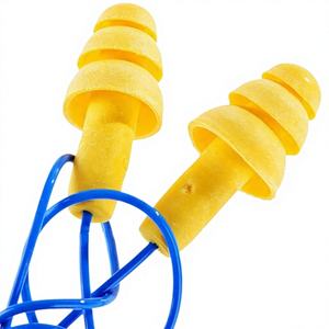 Bouchons d'oreilles réutilisables 3M UltraFit 340-4004 avec réduction du bruit de 20 dB pour la protection auditive dans les environnements de travail bruyants et les activités quotidiennes - Product Image 1