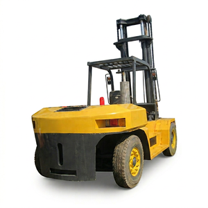Montacargas Usado Komatsu FD150 de 15 Toneladas, Diésel, 4x4, Neumáticos Sólidos para Terreno Accidentado, en Venta - Product Image 1