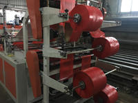 Machine de fabrication de sacs plastiques à grande vitesse entièrement automatique à quatre lignes, découpe à froid et thermoscellage, contrôle servo-moteur complet, pour sacs non imprimés type gilet