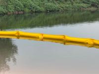 Bâches flottantes anti-pollution en tissu PVC imperméable (non absorbant) résistant aux UV pour la lutte contre les déversements d'hydrocarbures dans les rivières, canaux et barrages