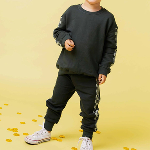 Set Jogger per Bambini in Cotone <span class=keywords><strong>di</strong></span> Bambù, Set <span class=keywords><strong>di</strong></span> <span class=keywords><strong>Abbigliamento</strong></span> Organico per Bambini, Tuta Personalizzata per Bambini, <span class=keywords><strong>Abbigliamento</strong></span> Ecologico per Bambini - Product Image 3