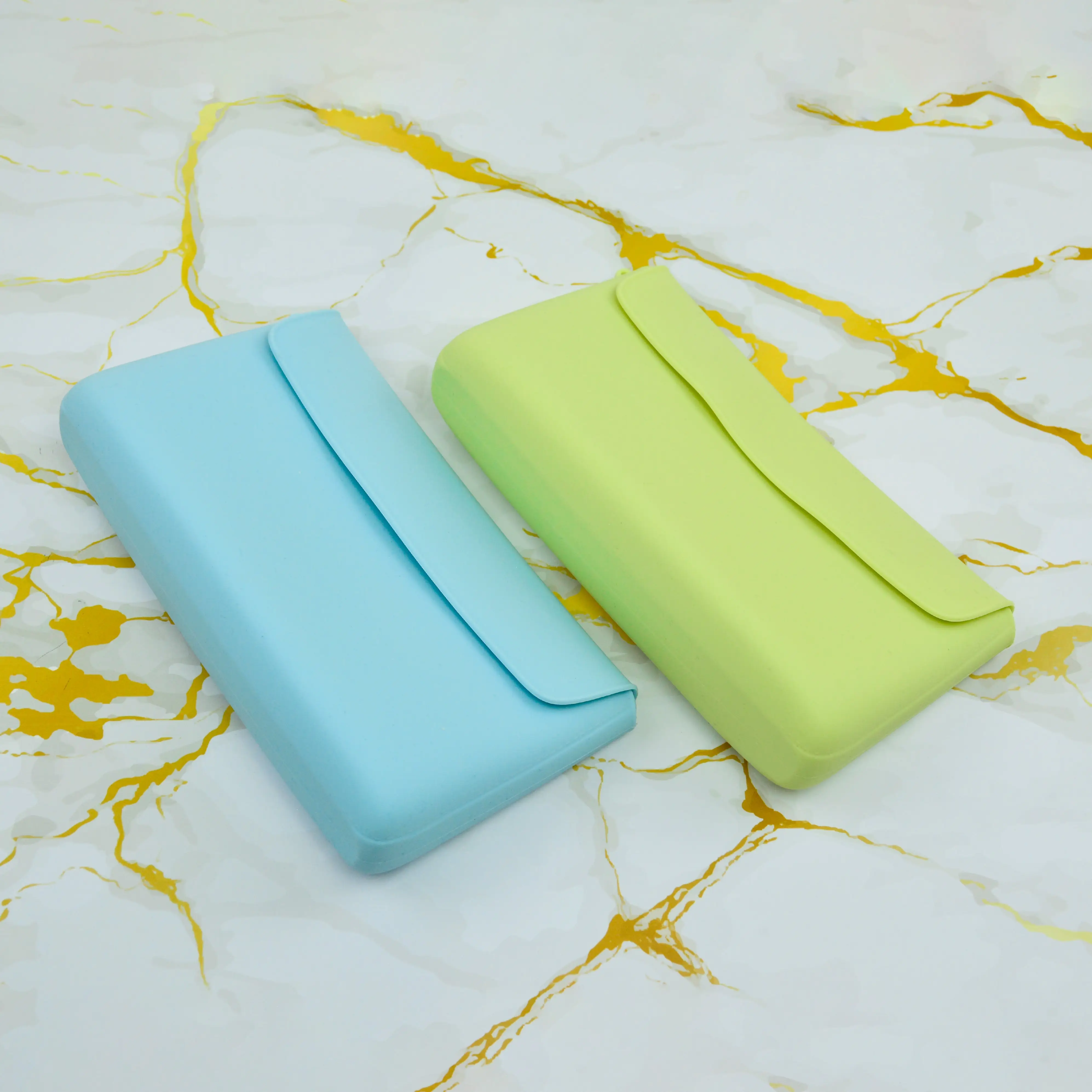 Bolsa de maquiagem de silicone para mulheres, bolsa de cosméticos compacta e elegante para uso diário, moda de viagem