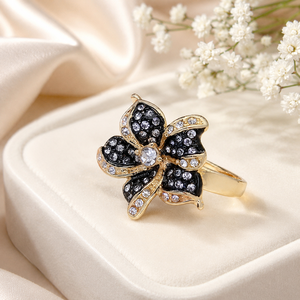 Anello a forma di fiore, design elegante, gioiello da donna per l'uso quotidiano - Product Image 4