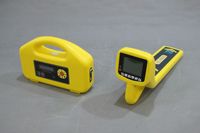 Detector y Localizador de Cables Subterráneos HZ-4000D con Alta Precisión de Profundidad del 5% para Aplicaciones de Cables de Energía
